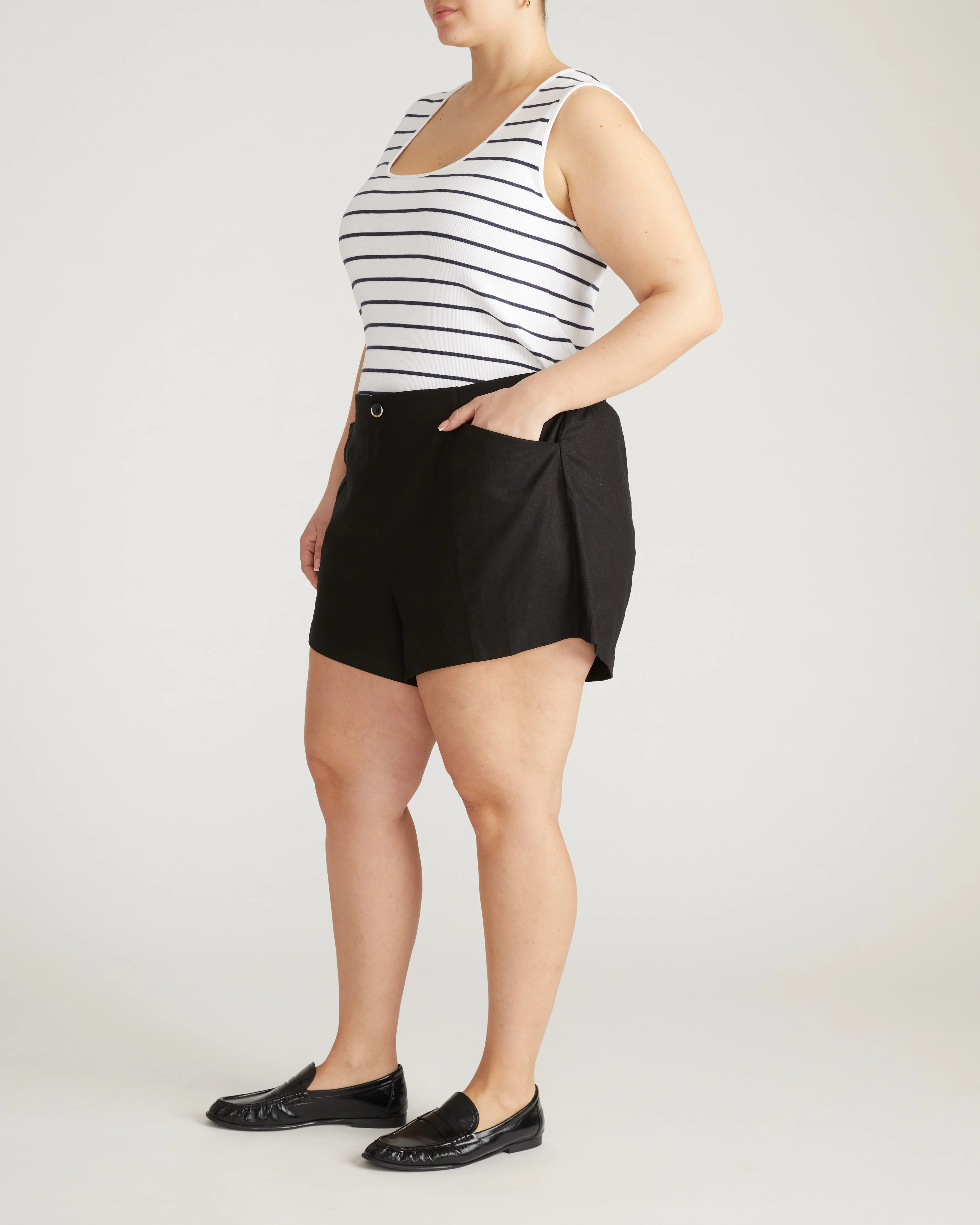 Coastal Linen Shorts - Black - Image 4