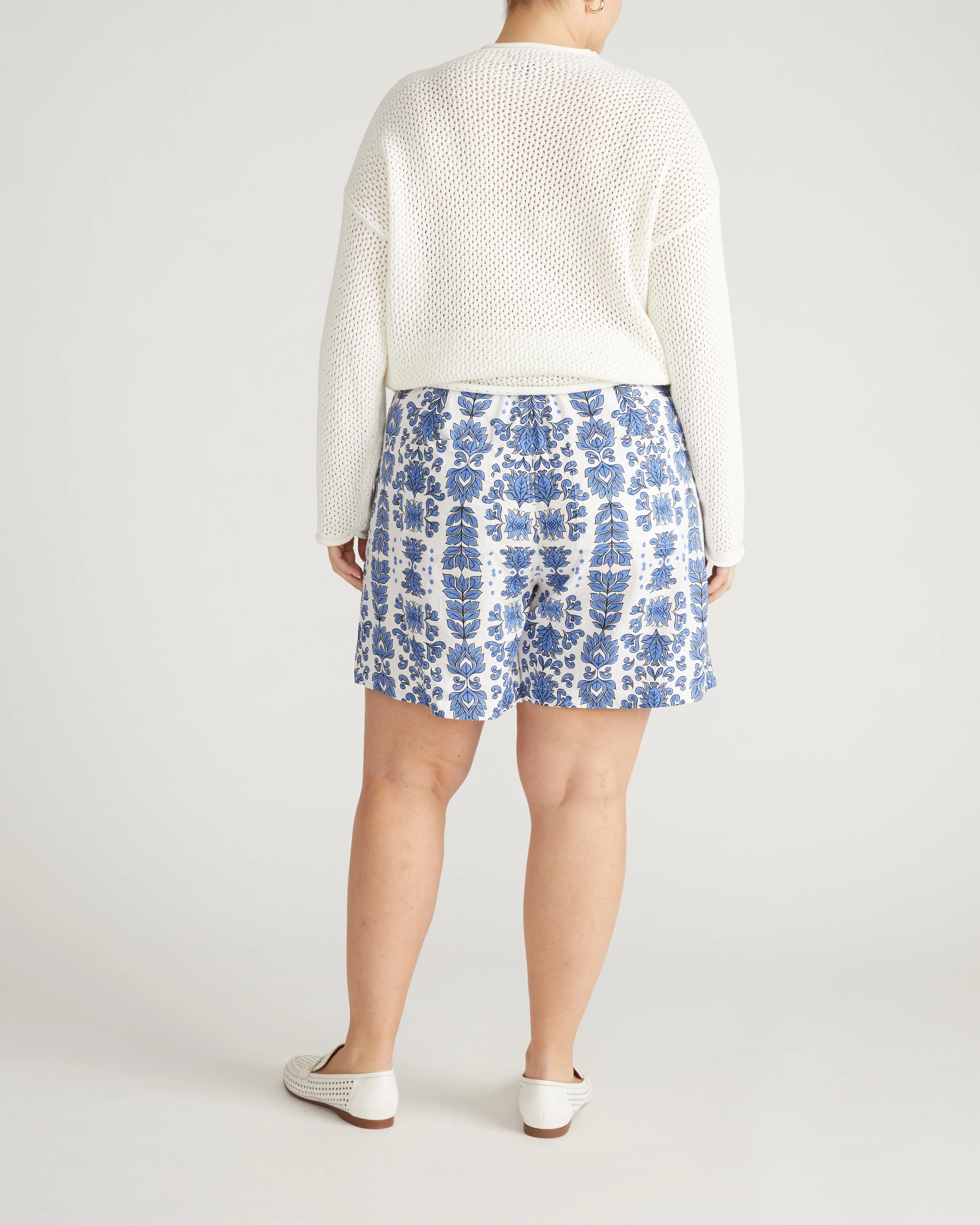 Harbor Stretch Linen Paperbag Shorts - Rococo Beach Print - Image 4
