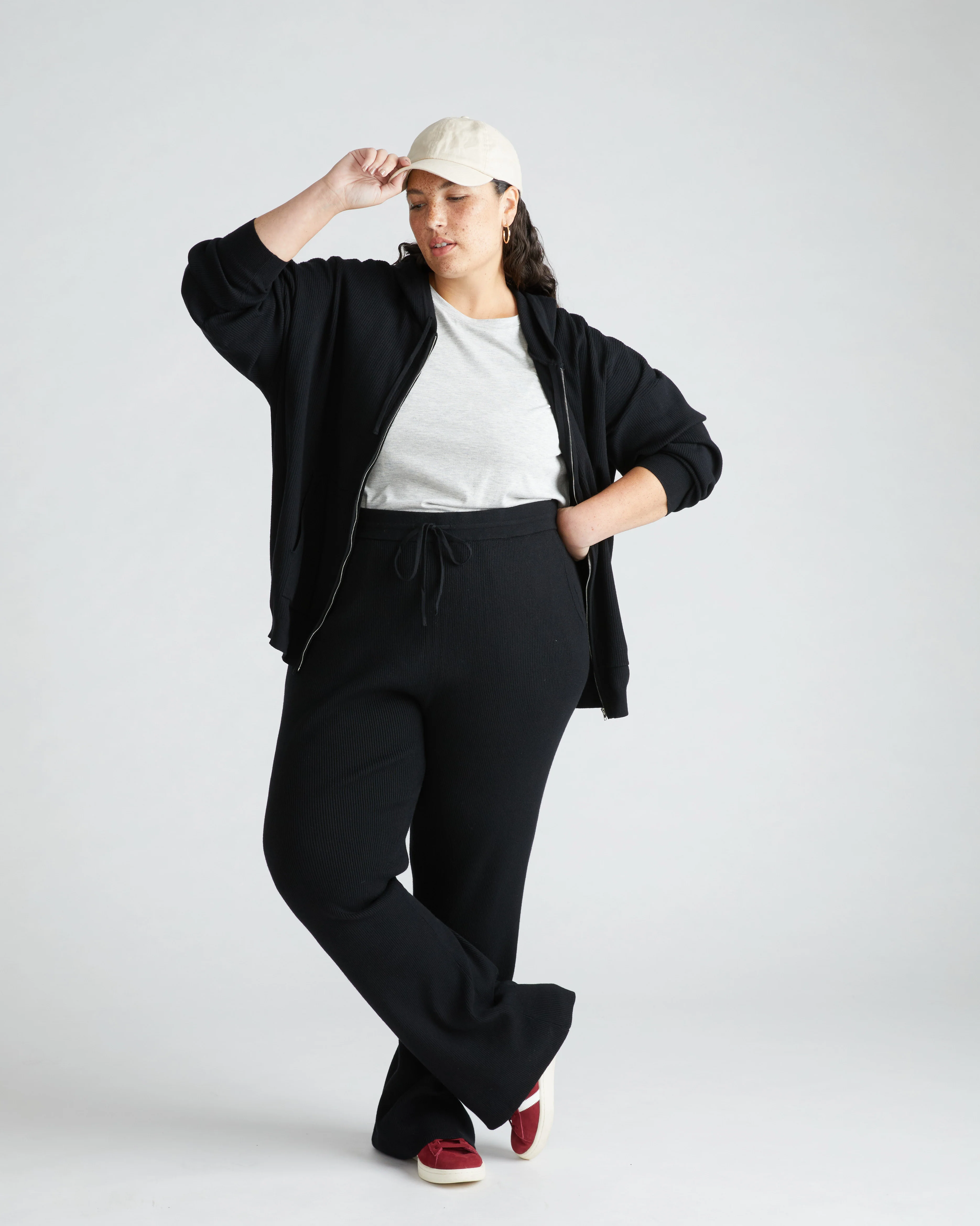 Knitted Mila Pants - Black - Image 3