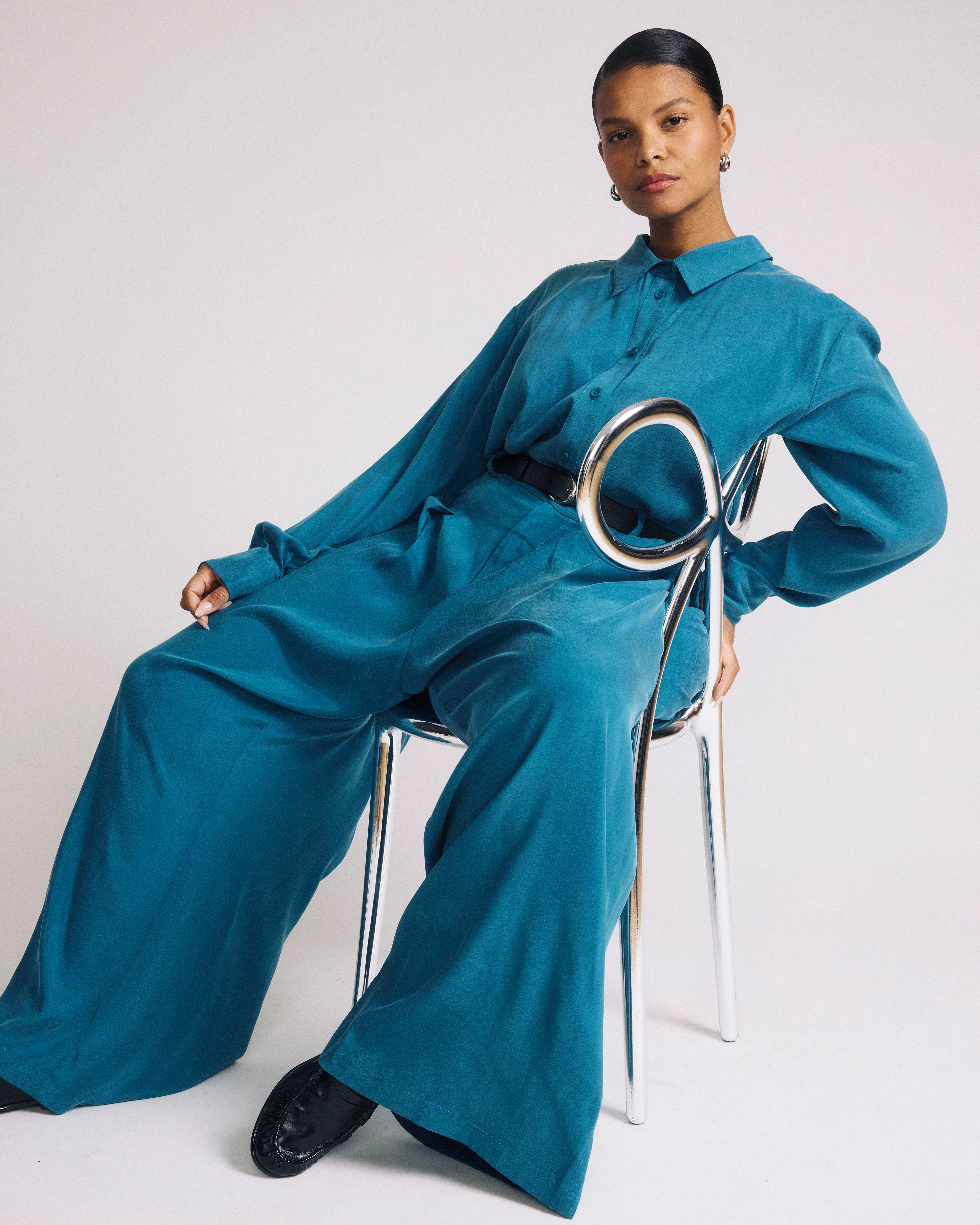 Palais Cooling Cupro Wide Leg Pant - Blue Beetle