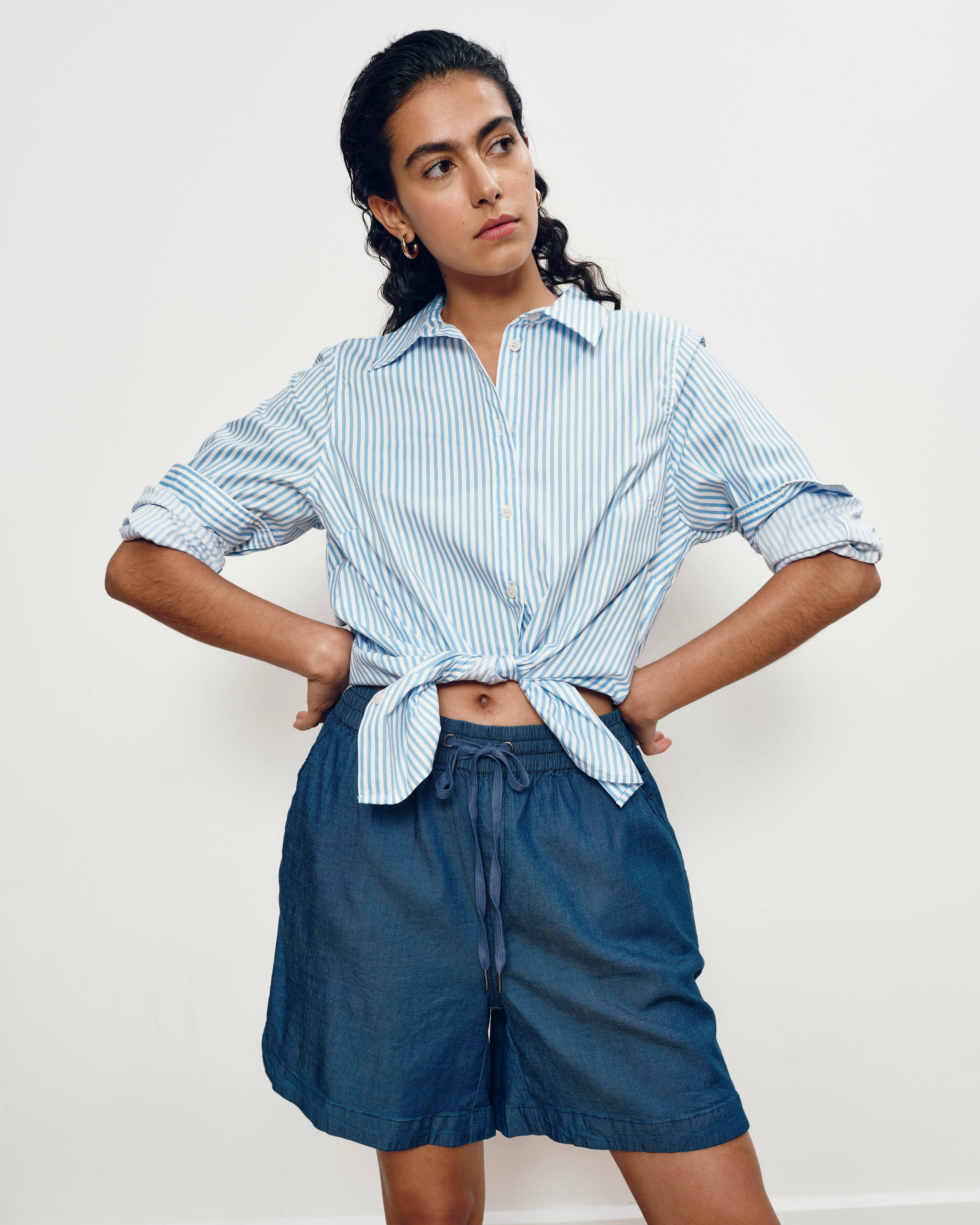 Perfect Tencel Chambray Shorts - Midnight Blue - Image 3